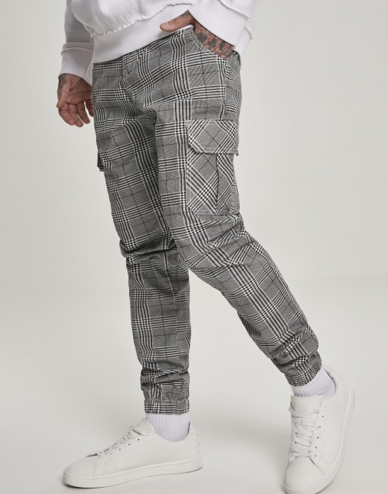 Мъжки карго панталон в черно и бяло Urban Classics AOP Glencheck Cargo Jog Pants, Панталони - Lit.bg