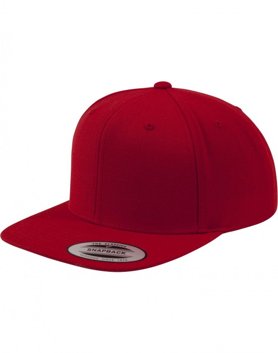 Шапка с козирка в червено Classic Snapback