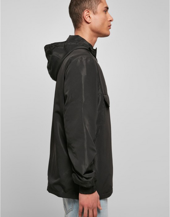 Мъжка ветровка в черно Urban Classics Recycled Basic Мъжка ветровка в черно Urban Classics Recycled Basic