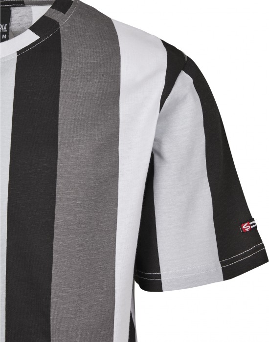 Мъжка тениска в черен цвят Southpole Vertical Block AOP T-Shirt black Мъжка тениска в черен цвят Southpole Vertical Block AOP T-Shirt black