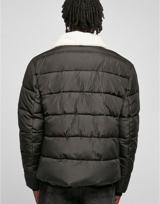 Мъжко зимно яке в черен цвят Urban Classics Sherpa Jacket Мъжко зимно яке в черен цвят Urban Classics Sherpa Jacket