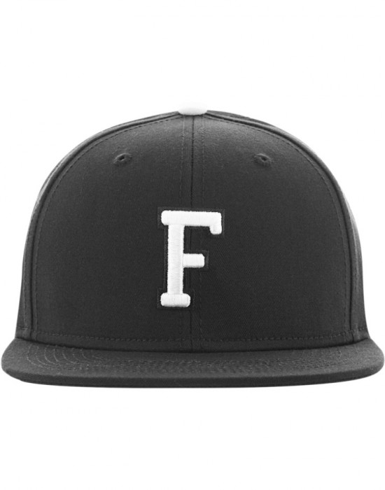 Шапка с козирка в сив и черен цвят Letter Snapback F, Аксесоари - Lit.bg