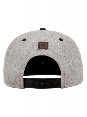 Шапка с козирка в сив и черен цвят Letter Snapback L 