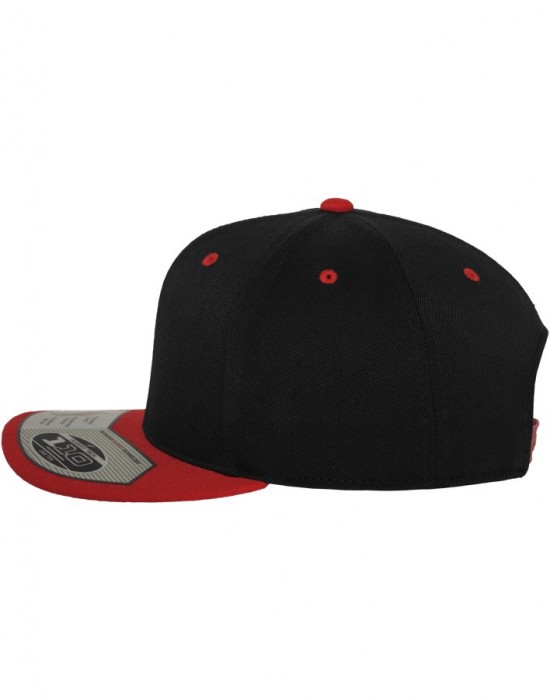 Шапка с козирка в черно 110 Fitted Snapback, Аксесоари - Lit.bg