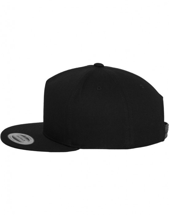 Шапка с козирка в черно Classic 5 Panel Snapback, Аксесоари - Lit.bg