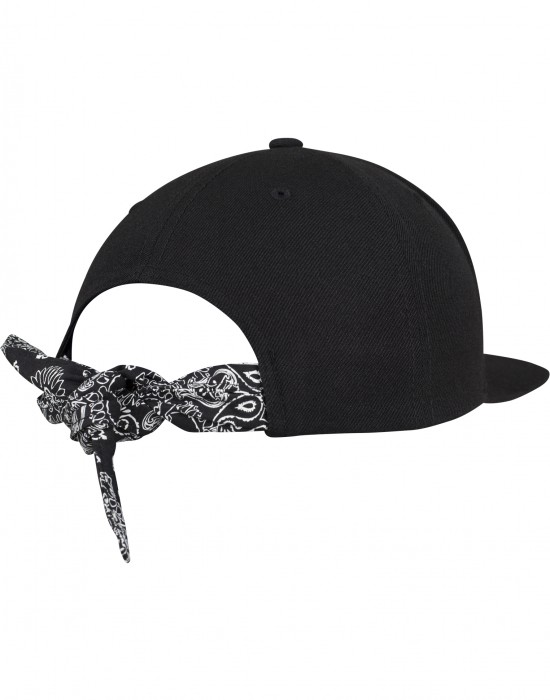 Шапка с козирка в черно Bandana Tie Snapback, Аксесоари - Lit.bg