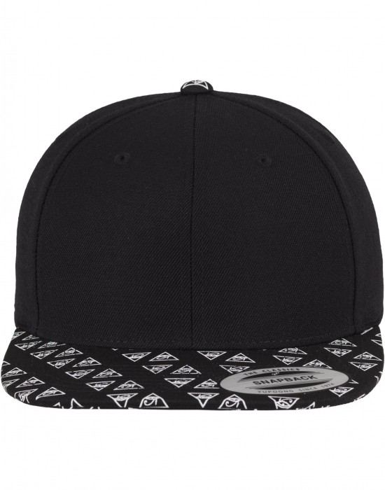 Шапка с козирка в черно Horus Eye Snapback, Аксесоари - Lit.bg Шапка с козирка в черно Horus Eye Snapback, Аксесоари - Lit.bg