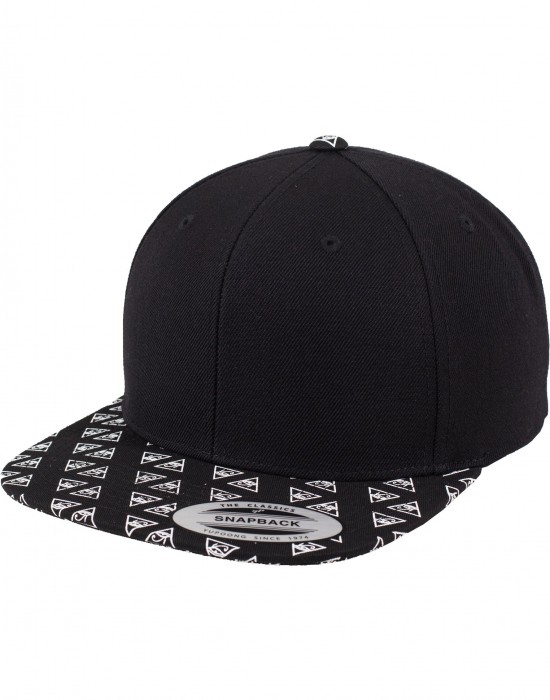 Шапка с козирка в черно Horus Eye Snapback, Аксесоари - Lit.bg Шапка с козирка в черно Horus Eye Snapback, Аксесоари - Lit.bg