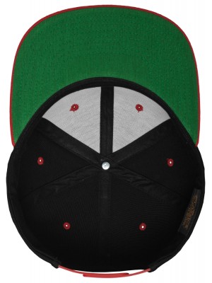 Шапка с козирка в черно Classic Snapback 2-Tone