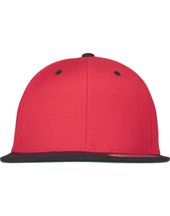 Шапка с козирка в червено Classic Snapback 2-Tone, Аксесоари - Lit.bg