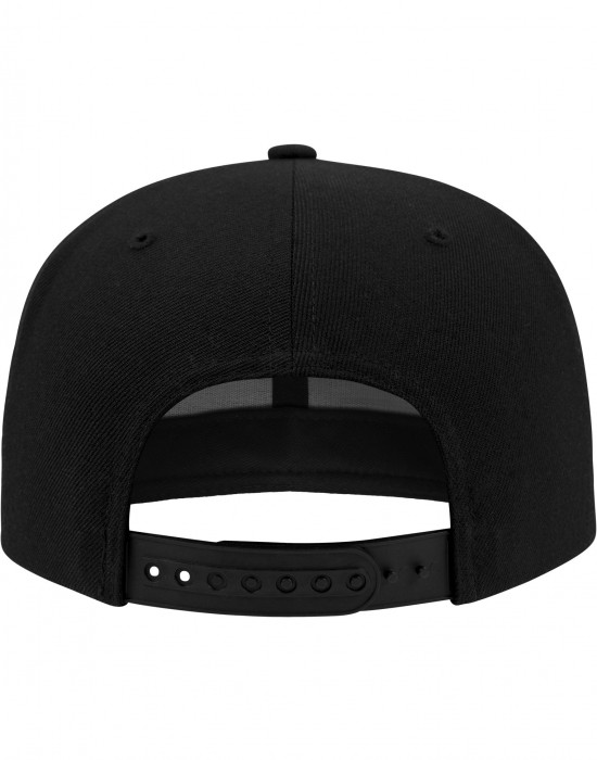 Шапка с козирка в черно Metallic Visor Snapback, Аксесоари - Lit.bg Шапка с козирка в черно Metallic Visor Snapback, Аксесоари - Lit.bg