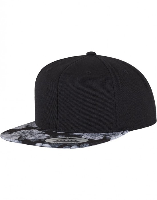 Шапка с козирка в черно Roses Snapback, Аксесоари - Lit.bg Шапка с козирка в черно Roses Snapback, Аксесоари - Lit.bg