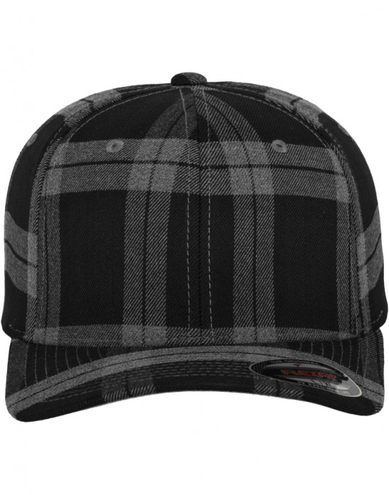 Шапка с козирка в черно и сиво Flexfit Tartan Plaid, Аксесоари - Lit.bg