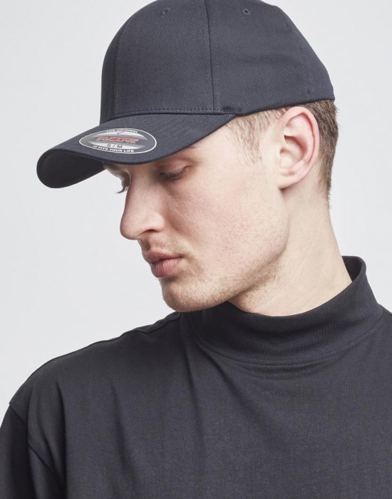 Шапка с козирка в черно Flexfit Organic Cotton Cap, Аксесоари - Lit.bg Шапка с козирка в черно Flexfit Organic Cotton Cap, Аксесоари - Lit.bg