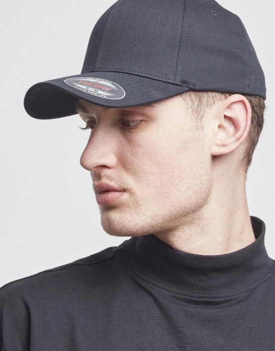 Шапка с козирка в черно Flexfit Organic Cotton Cap, Аксесоари - Lit.bg Шапка с козирка в черно Flexfit Organic Cotton Cap, Аксесоари - Lit.bg