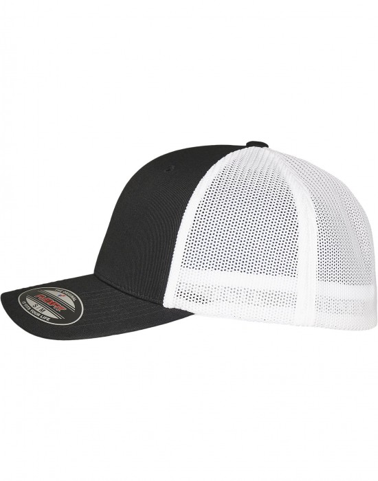 Шапка с козирка в черно и бяло Flexfit Trucker Recycled Mesh, Аксесоари - Lit.bg Шапка с козирка в черно и бяло Flexfit Trucker Recycled Mesh, Аксесоари - Lit.bg