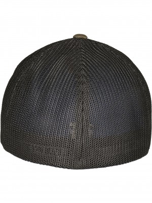 Шапка с козирка в масленозен цвят Flexfit Trucker Recycled Mesh