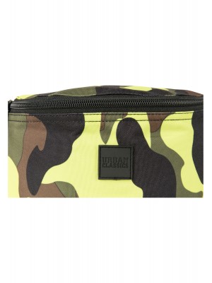 Чанта за рамо в жълт камуфлаж URBAN CLASSICS CAMO HIP-BAG FROZENYELLOW CAMO