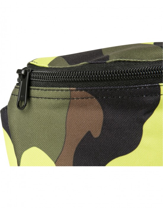 Чанта за рамо в жълт камуфлаж URBAN CLASSICS CAMO HIP-BAG FROZENYELLOW CAMO, Аксесоари - Lit.bg Чанта за рамо в жълт камуфлаж URBAN CLASSICS CAMO HIP-BAG FROZENYELLOW CAMO, Аксесоари - Lit.bg