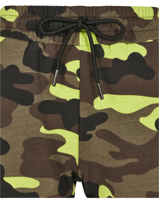 Дамски къси панталони в жълт камуфлаж Urban Classics Ladies Printed Camo Hot Pants frozenyellow camo, Жени - Lit.bg