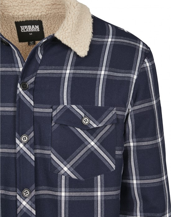 Мъжко тънко яке Urban Classics Sherpa Lined Shirt в тъмносин цвят, Мъже - Lit.bg