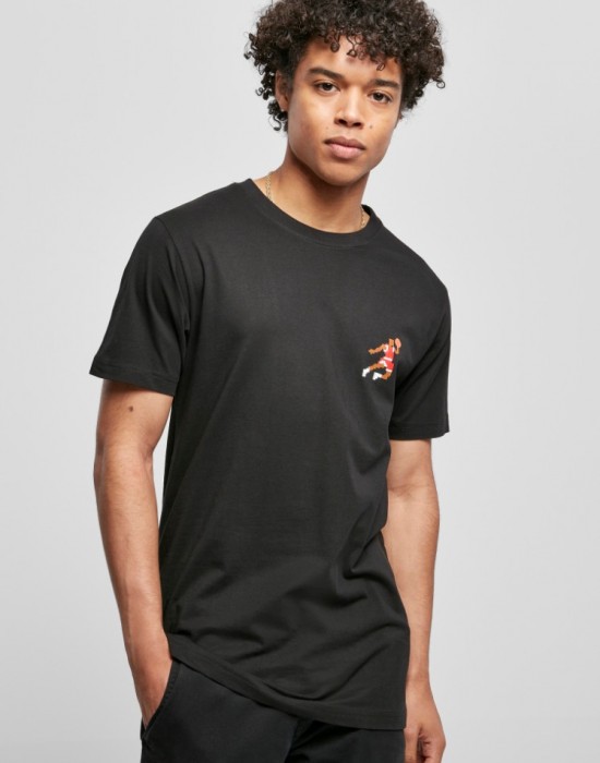 Мъжка тениска в черен цвят Mister Tee Small Basketball Player Tee black, Тениски - Lit.bg Мъжка тениска в черен цвят Mister Tee Small Basketball Player Tee black, Мъже - Lit.bg