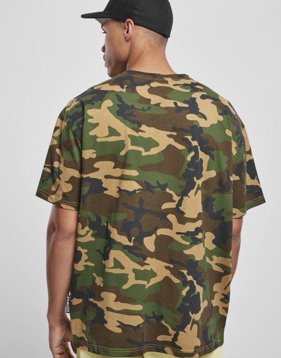 Мъжка тениска в камуфлажен цвят Southpole Short Sleeve Tee korean camo, Мъже - Lit.bg