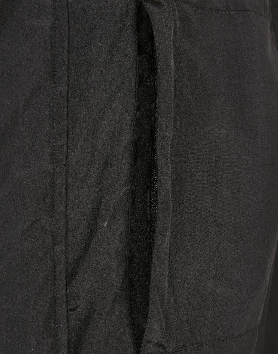 Мъжка ветровка в черен цвят Urban Classics Double Pocket Nylon Crepe Jacket, Мъже - Lit.bg