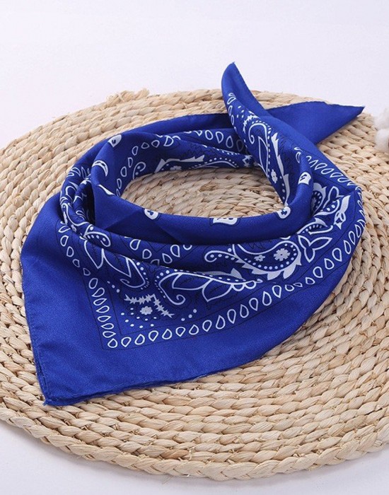 Кърпа за глава бандана HoodStyle Bandana в кралско син цвят, Бандани кърпи - Lit.bg Кърпа за глава бандана HoodStyle Bandana в кралско син цвят, Аксесоари - Lit.bg