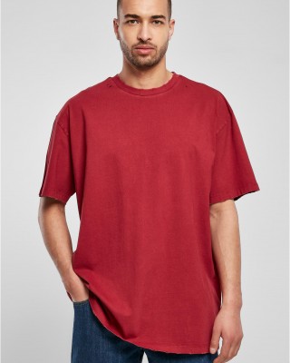Мъжка тениска в червен цвят Urban Classics Distressed Tee