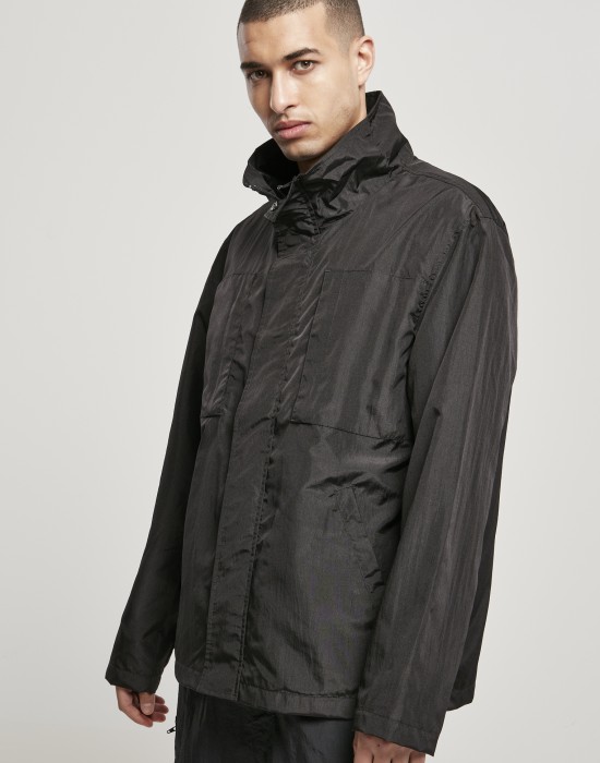 Мъжка ветровка в черен цвят Urban Classics Double Pocket Nylon Crepe Jacket, Ветровки - Lit.bg Мъжка ветровка в черен цвят Urban Classics Double Pocket Nylon Crepe Jacket, Мъже - Lit.bg