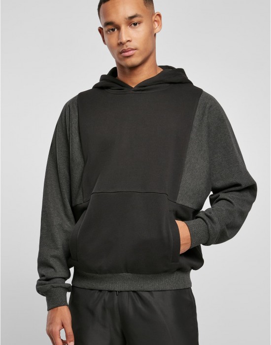 Мъжки суичър с качулка в черен цвят Urban Classics Hoody black/charcoal, Суичъри - Lit.bg