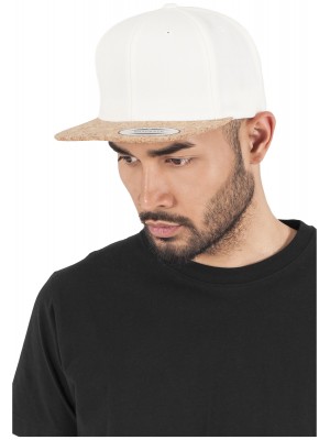 Шапка с козирка в бяло Cork Snapback 