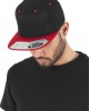 Шапка с козирка в черно 110 Fitted Snapback, Аксесоари - Lit.bg