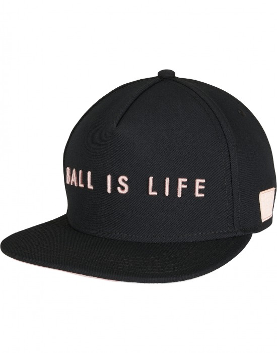 Шапка с козирка в черно C&S WL Ball Is Life Snapback, Аксесоари - Lit.bg