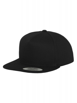 Шапка с козирка в черно Classic 5 Panel Snapback