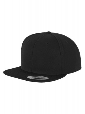 Шапка с козирка в черно Classic Snapback 