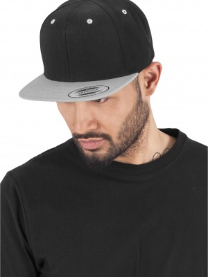 Шапка с козирка в черно Classic Snapback 2-Tone