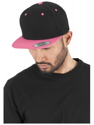 Шапка с козирка в черно Classic Snapback 2-Tone