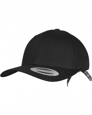 Шапка с козирка в черно Curved Bandana Tie Snapback 