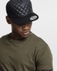 Шапка с козирка в черно Diamond Quilted Snapback, Аксесоари - Lit.bg