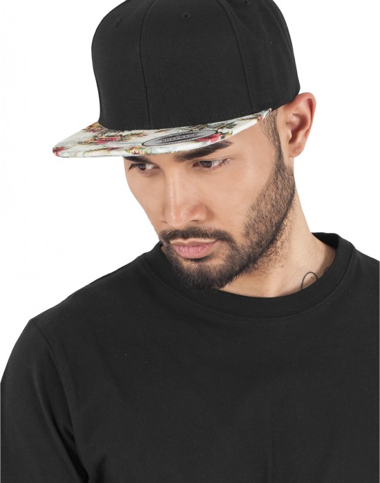 Шапка с козирка в черно Floral Snapback mint one size, Аксесоари - Lit.bg Шапка с козирка в черно Floral Snapback mint one size, Аксесоари - Lit.bg