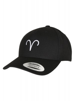 Шапка с козирка в черно Mister Tee Zodiac YP