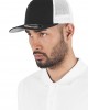 Шапка с козирка в черно и бяло Flexfit Mesh Trucker, Аксесоари - Lit.bg Шапка с козирка в черно и бяло Flexfit Mesh Trucker, Аксесоари - Lit.bg