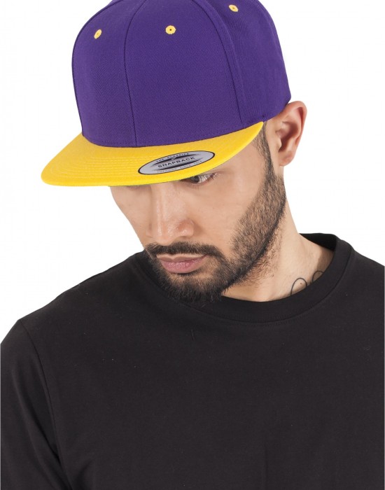 Шапка с козирка в лилаво Classic Snapback 2-Tone, Аксесоари - Lit.bg