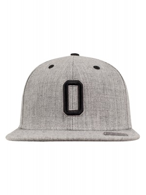 Шапка с козирка в сив и черен цвят Letter Snapback O