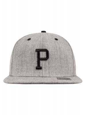 Шапка с козирка в сив и черен цвят Letter Snapback P