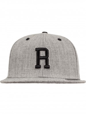 Шапка с козирка в сив и черен цвят Letter Snapback R 