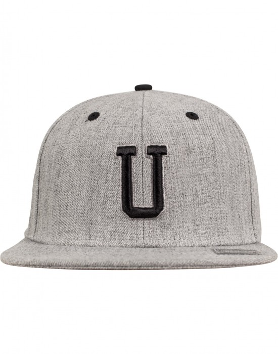 Шапка с козирка в сив и черен цвят Letter Snapback U, Аксесоари - Lit.bg