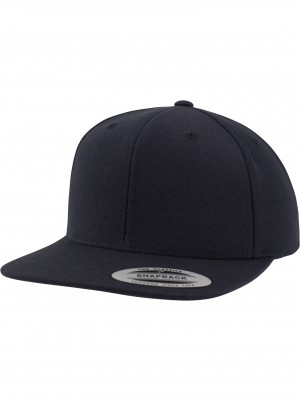 Шапка с козирка в тъмносиньо Classic Snapback 